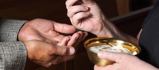 Ministro-straodinario-comunione1